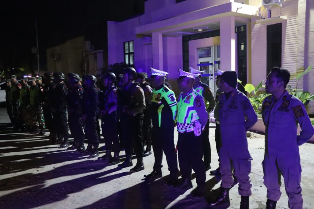 Polres Aceh Tamiang Gelar Patroli Skala Besar untuk Jaga Kondusifitas Jelang Hari Pemilihan