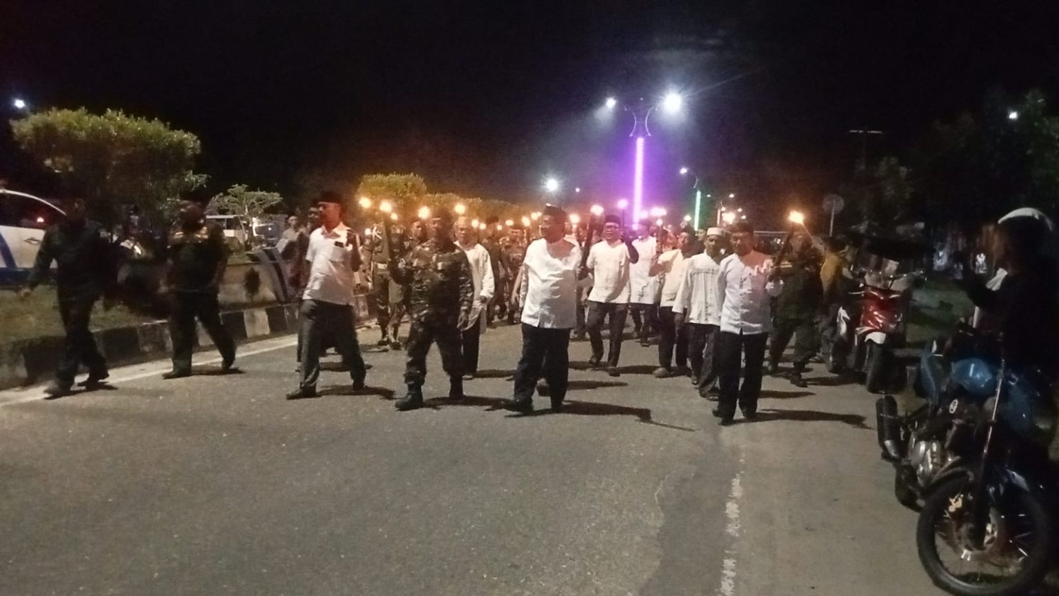 Bupati Aceh Singkil Ikuti Malam Takbiran Menyambut Hari Raya Idul Fitri 1447 H