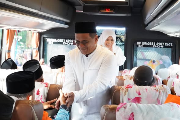 Penuhi Panggilan Suci, Wakil Bupati Aceh Tamiang Lepas Keberangkatan Calon Jamaah Haji 1447 H / 2026 M