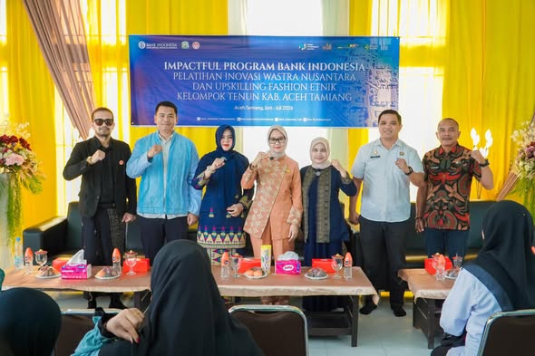 Gandeng Bank Indonesia, Ketua Dekranasda Aceh Tamiang Buka Pelatihan Inovasi Wastra dan Upskilling Fashion Etnik