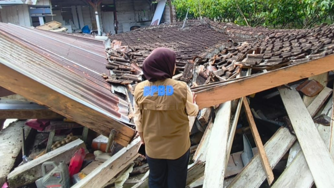 (UPDATE) Gempa Bumi Magnitudo 6,7 di Sulawesi Tengah Sebabkan Korban Luka dan Kerusakan Infrastruktur