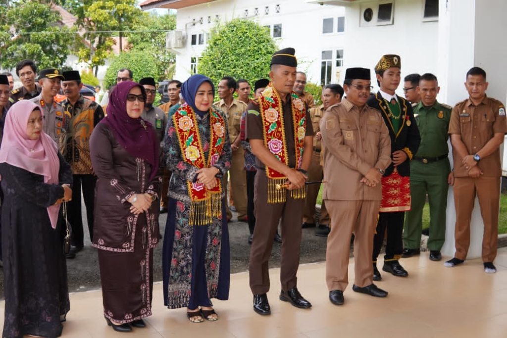 Ramah Tamah dan Peusijuek Kajari Baru: Momentum Pemkab Aceh Singkil Perkokoh Sinergi dan Kolaborasi