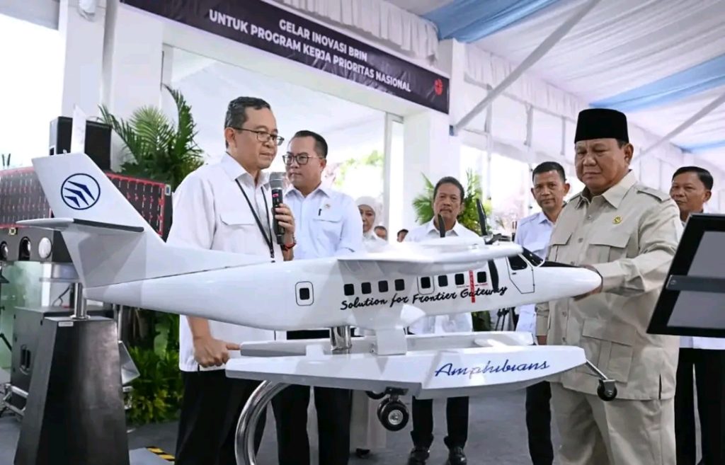 PERTAMA KALINYA, PERISET DIUNDANG DAN PAMERKAN HASIL RISET DI ISTANA