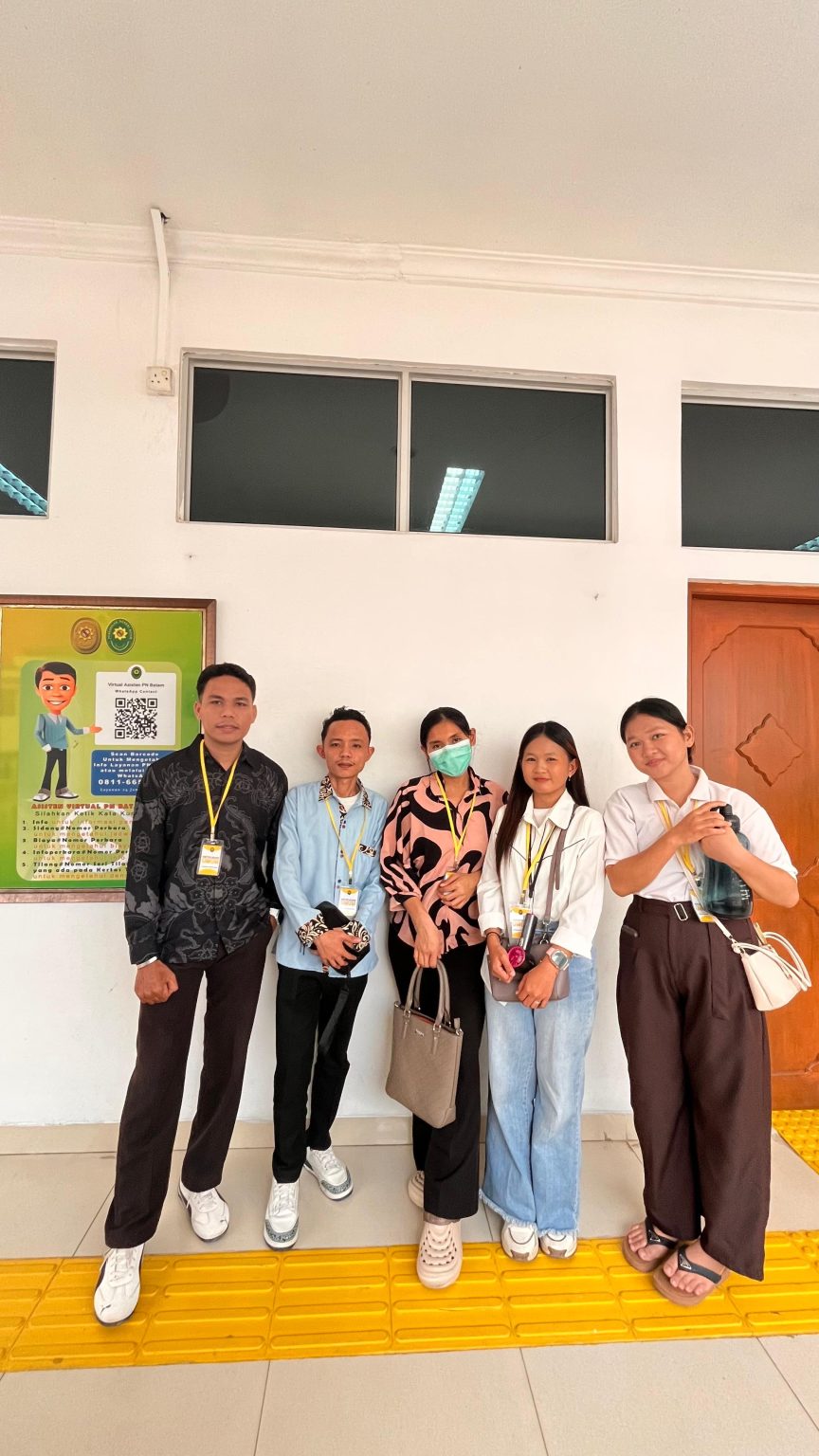 MAHASISWA KOTA BATAM HADIRI SIDANG PRAPERADILAN KASUS DUGAAN PENGANIAYAAN DAN PENGEROYOKAN