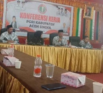 Tingkatkan Mutu Pendidikan, PGRI Kabupaten Aceh Singkil Gelar Konferensi Kerja