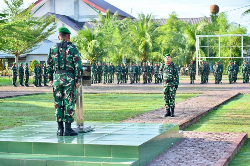 Kodim 0111/Bireuen Laksanakan Upacara Bendera Mingguan