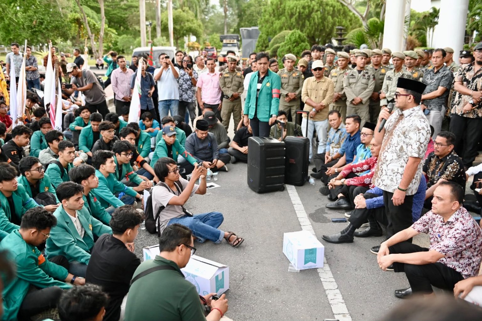 Demo Pascabencana, Mahasiswa USK Soroti Pendidikan hingga Transparansi Anggaran