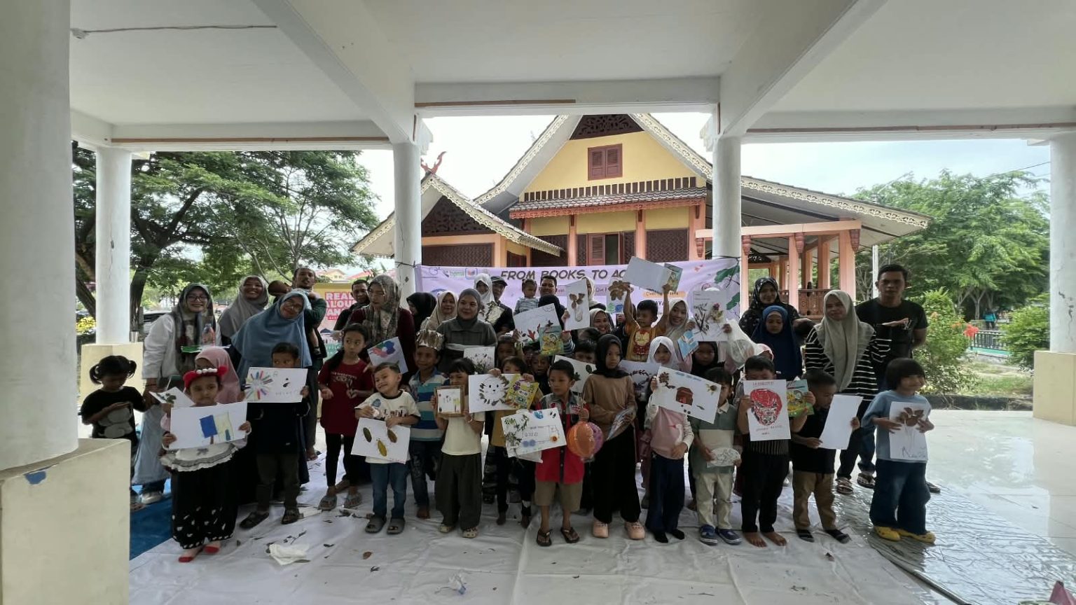 Puluhan Anak Mengikuti Kegiatan Cinta Buku Sekaligus Peduli Lingkungan Lewat Gerakan “From Books to Action”