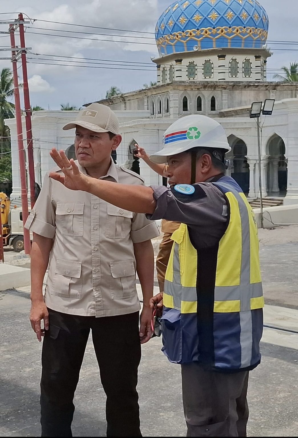 Wagub Fadhullah Tinjau Langsung Jembatan Teupin Mane: Uji Beban dan Penyelesaian Lahan Jadi Syarat Utama